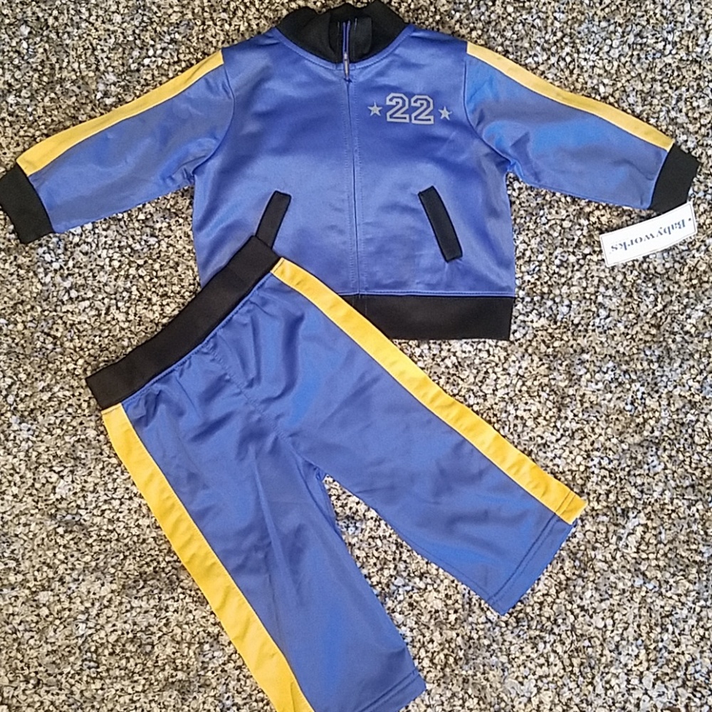 Boys Brand new with tags two-piece tracksuit 18mos